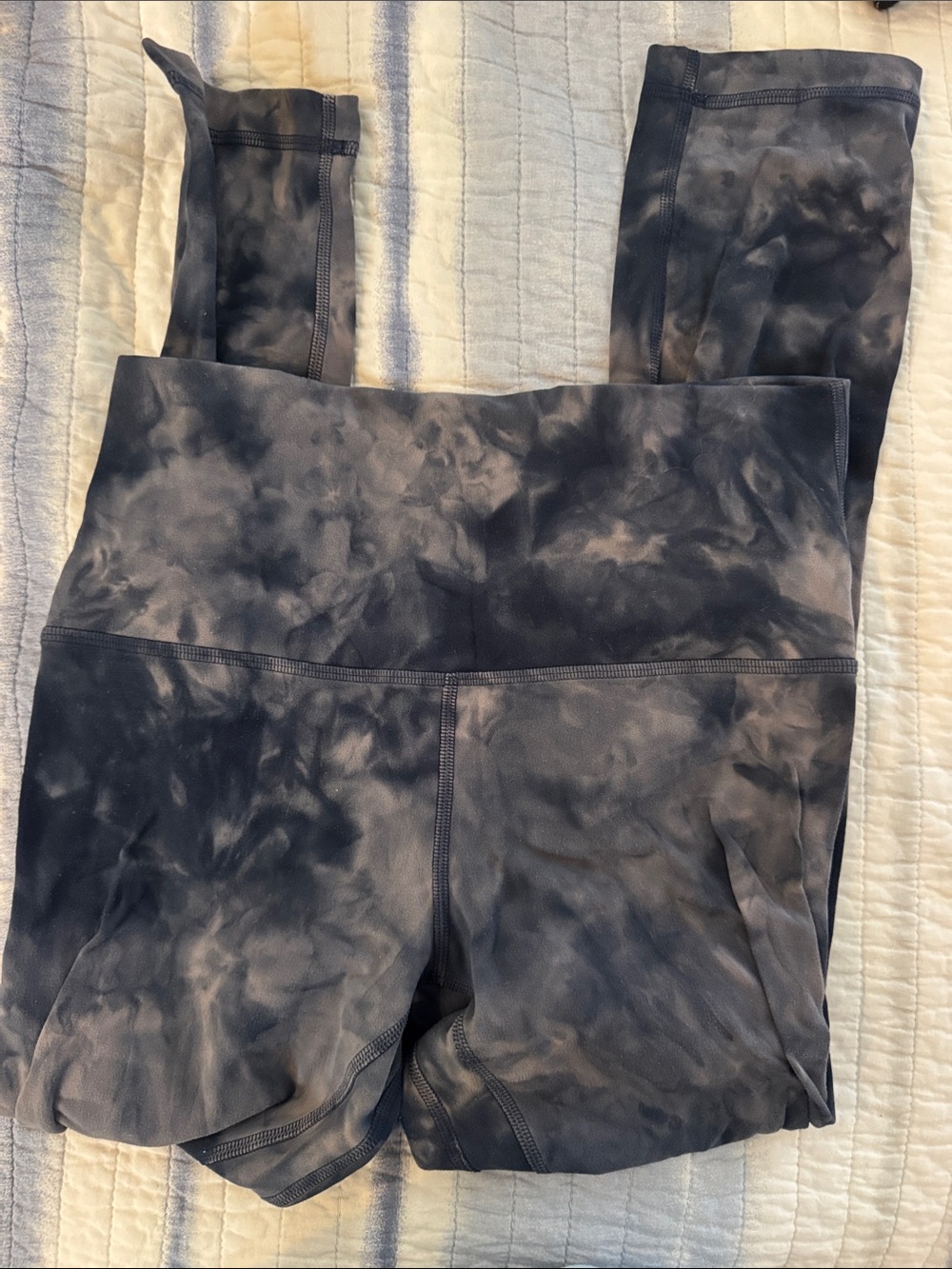 Lululemon Align pants 25 inch